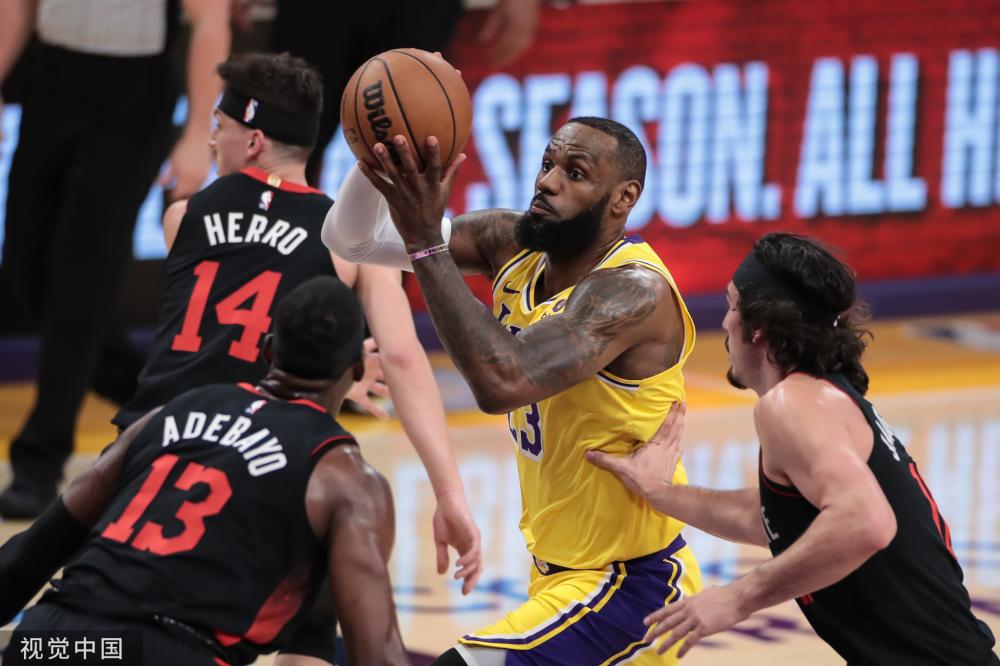 反腐斗争中 反腐斗争中