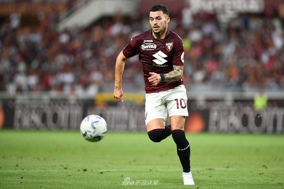 利物浦一直 利物浦一直